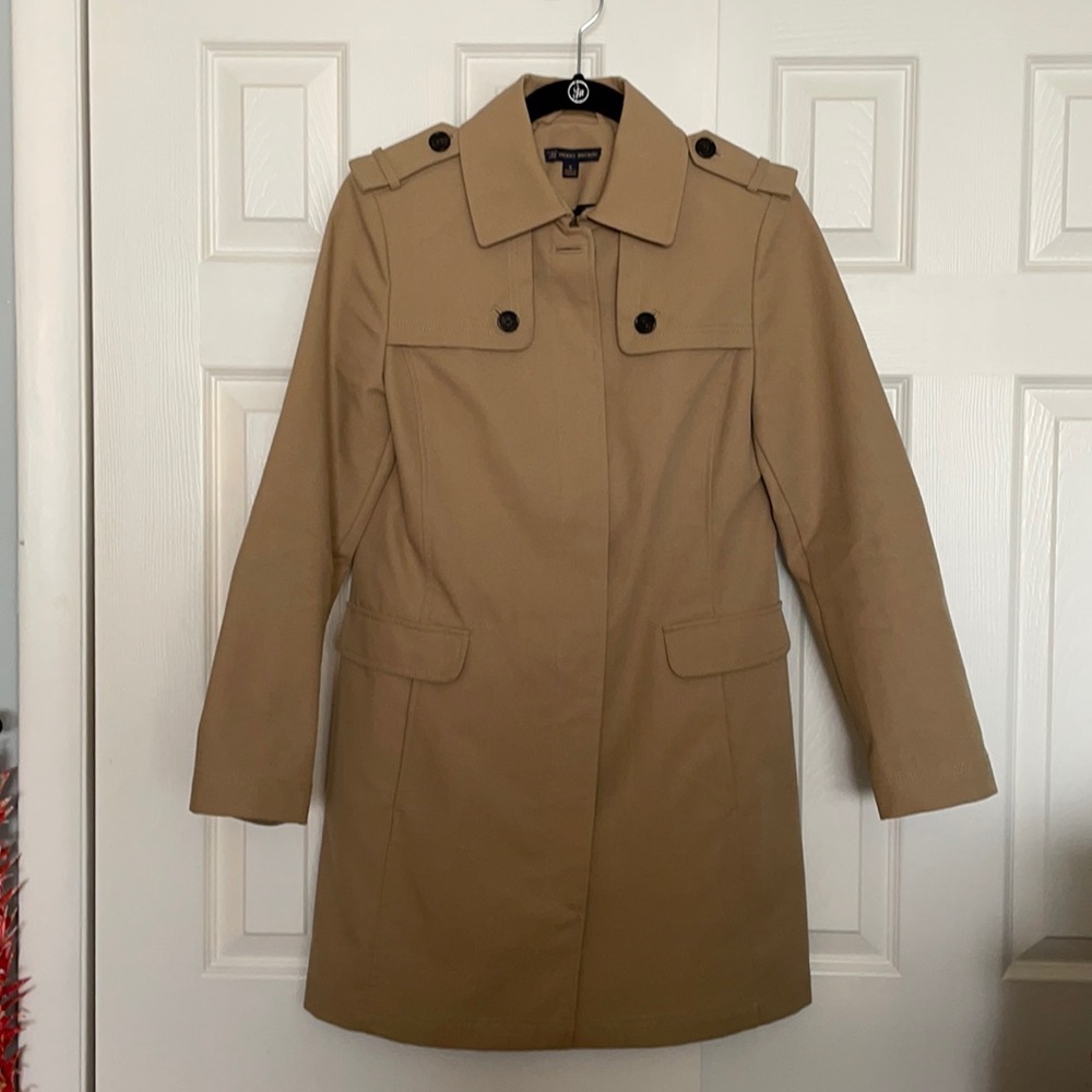 Brooks Brothers Trench Coat Size 6 Tan